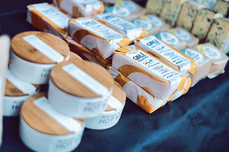 Hot salt, chilismøret GIMLÉ og oster fra byysteriet
