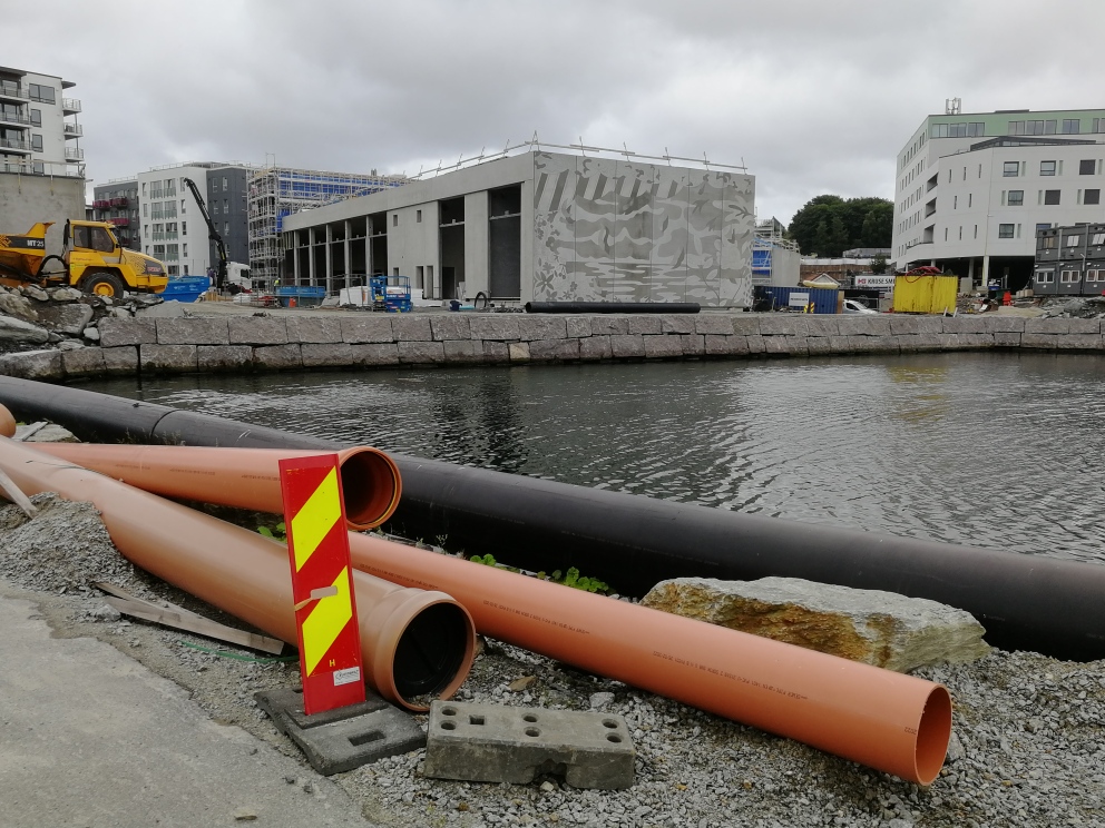 Byggearbeidene pågår for fullt på Varmen brannstasjon.