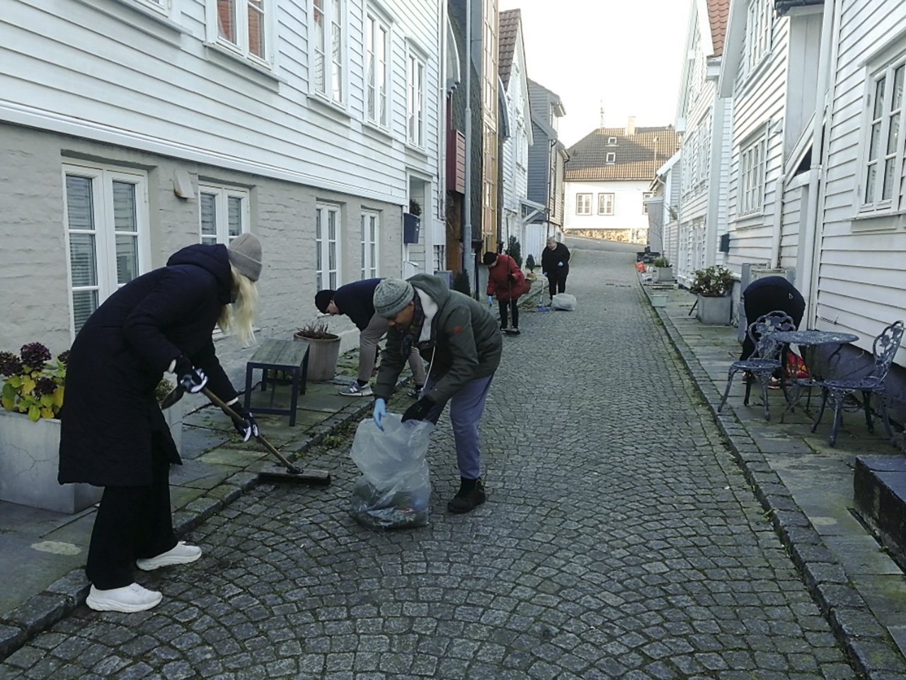 Dugnad i Øvre Dalgate første søndag i desember.