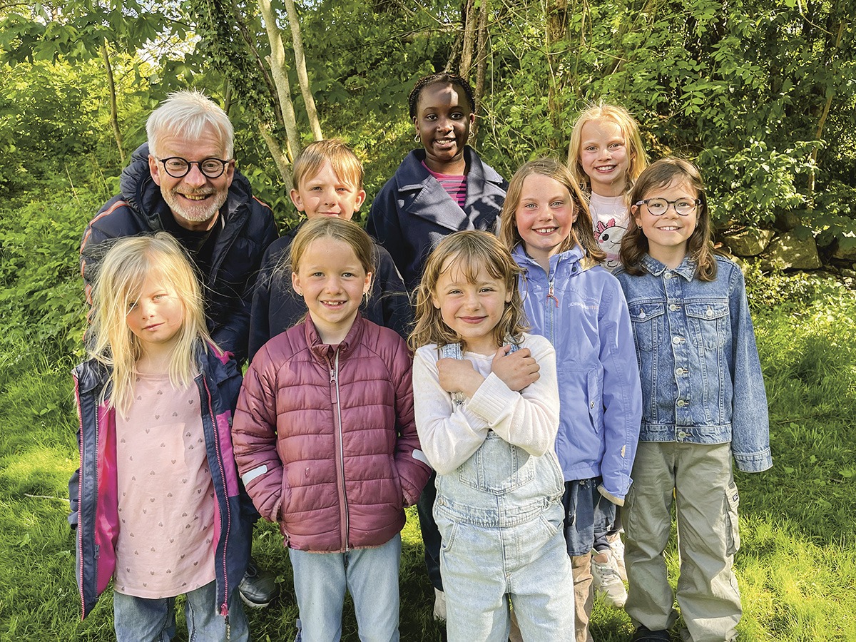 Fra venstre Ingerid Østborg, Henrik Melsom Edvardsen, Mari Øyre Skogen, Benjamin Nerseth Kråkenes, Marie Belle Angelica Faal, Mira Khomenko, Ina Marie Odden, Eira Kornelia Husevåg Stokke og Elin Emilie Heimen.
